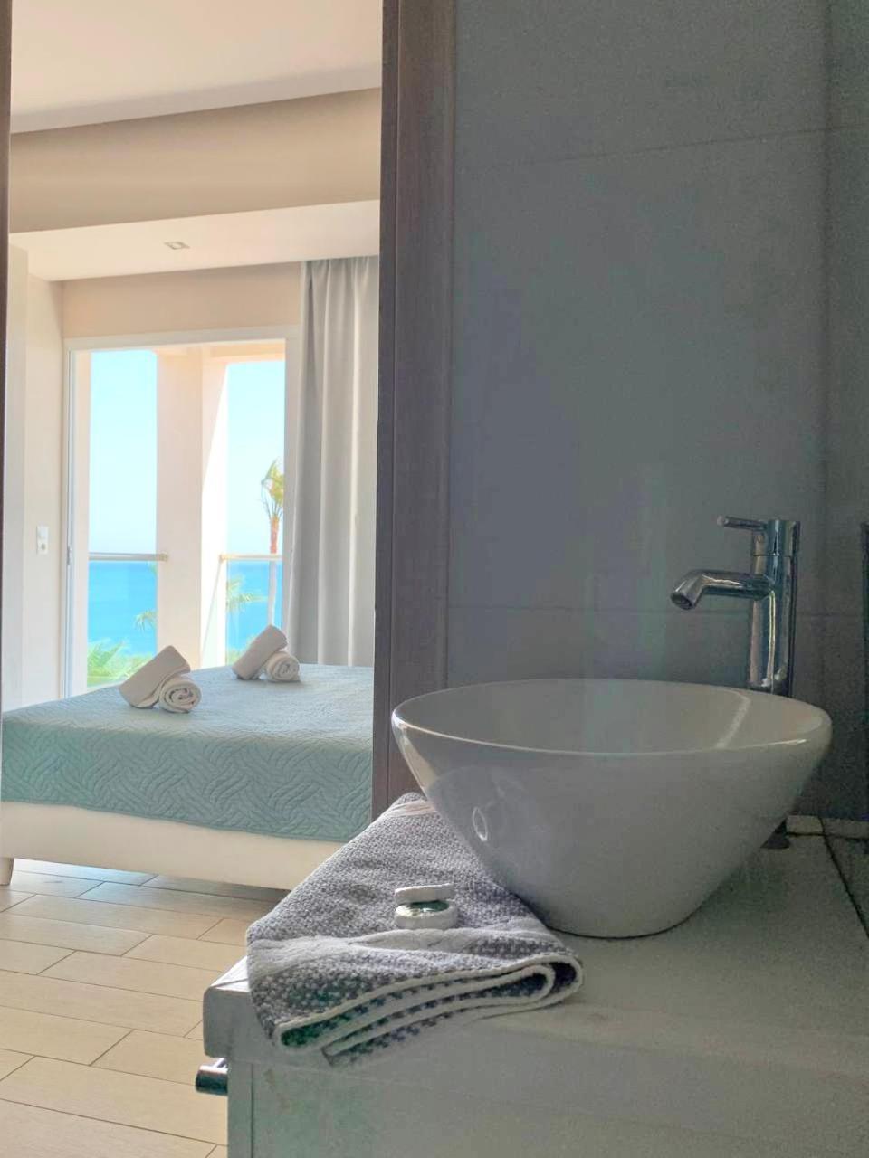 Saradari Beach Hotel - Adults Only Hersonissos  Rum bild
